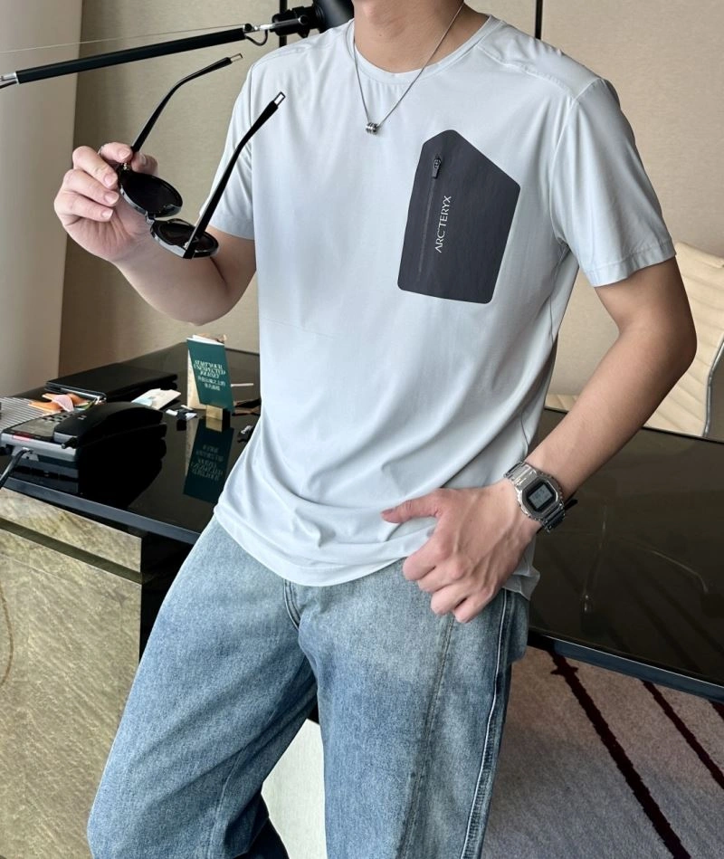 Contemporary Arcteryx T-Shirts 161027