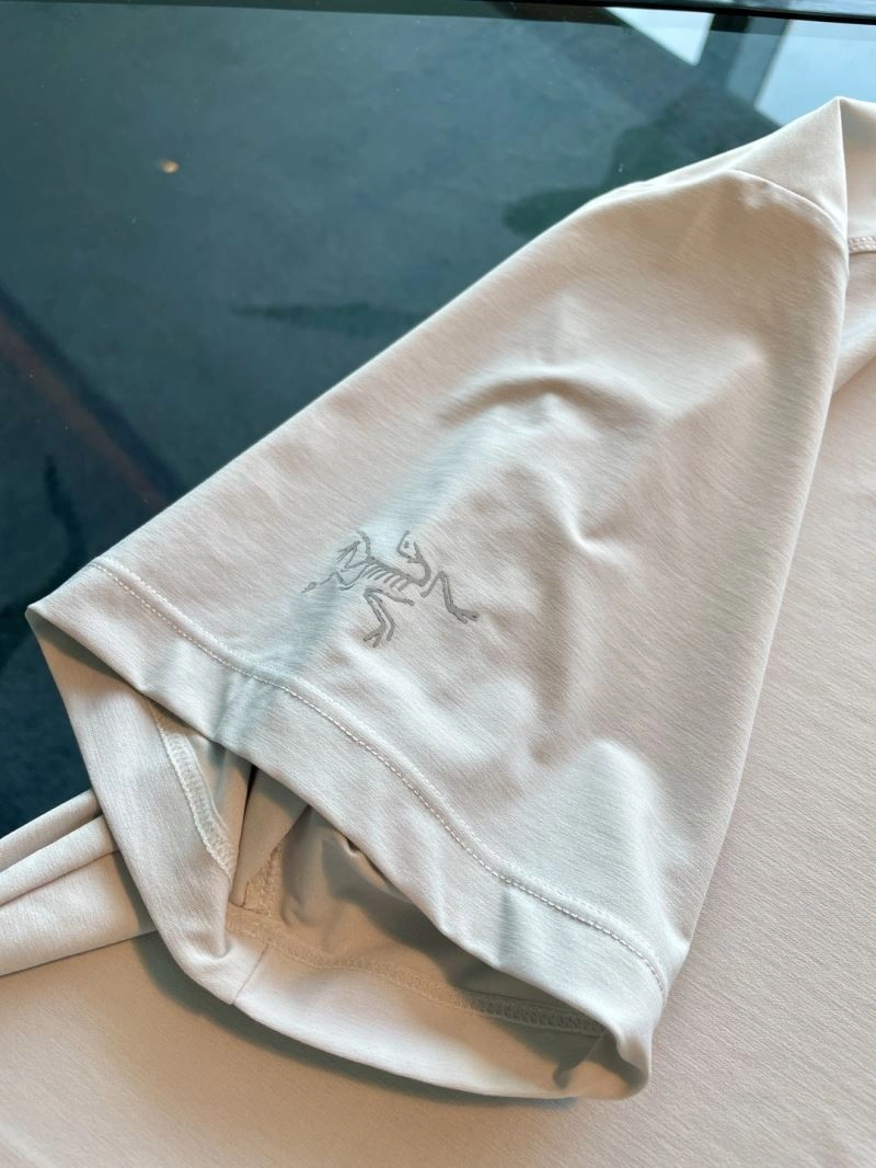 Contemporary Arcteryx T-Shirts 161027