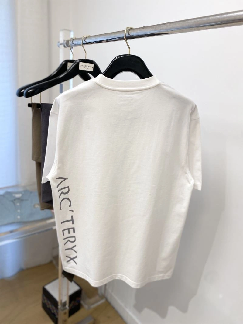 UrbanChic Arcteryx T-Shirts 161013