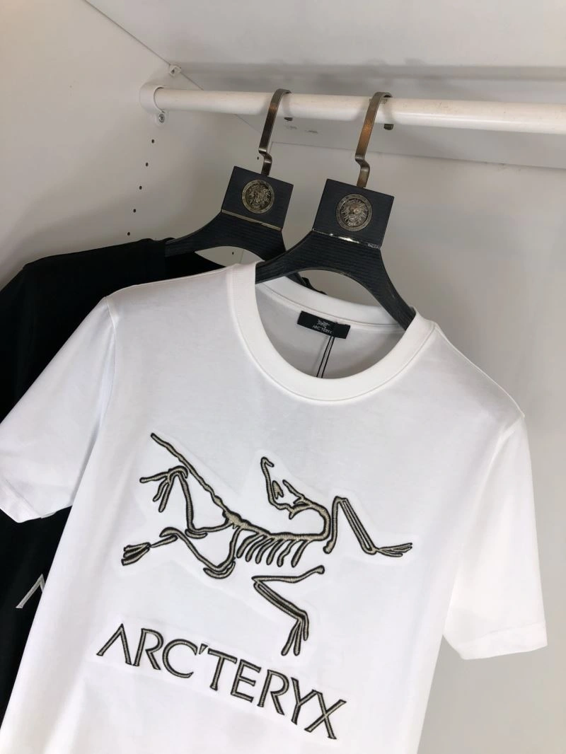 Vibrant Arcteryx T-Shirts 160989