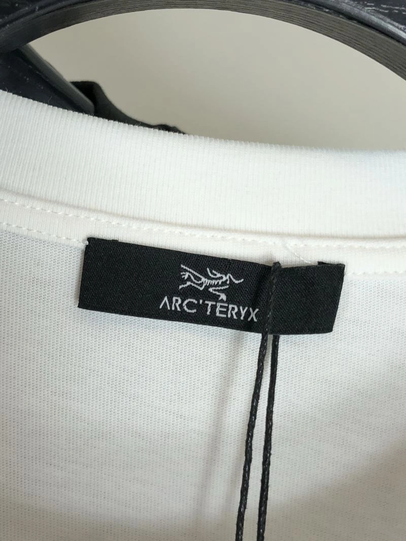 Vibrant Arcteryx T-Shirts 160989