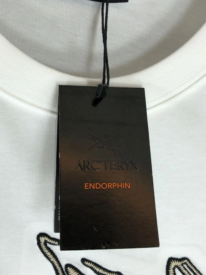 Vibrant Arcteryx T-Shirts 160989