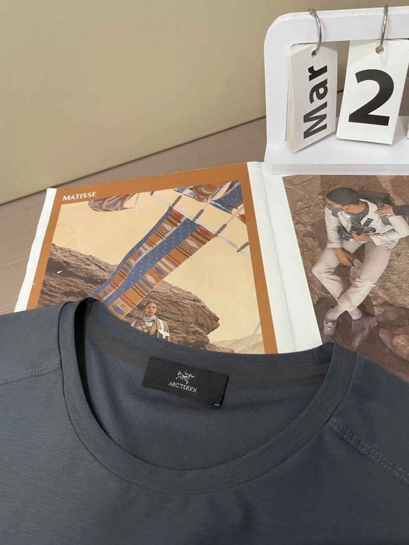 Effortless Arcteryx T-Shirts 159797