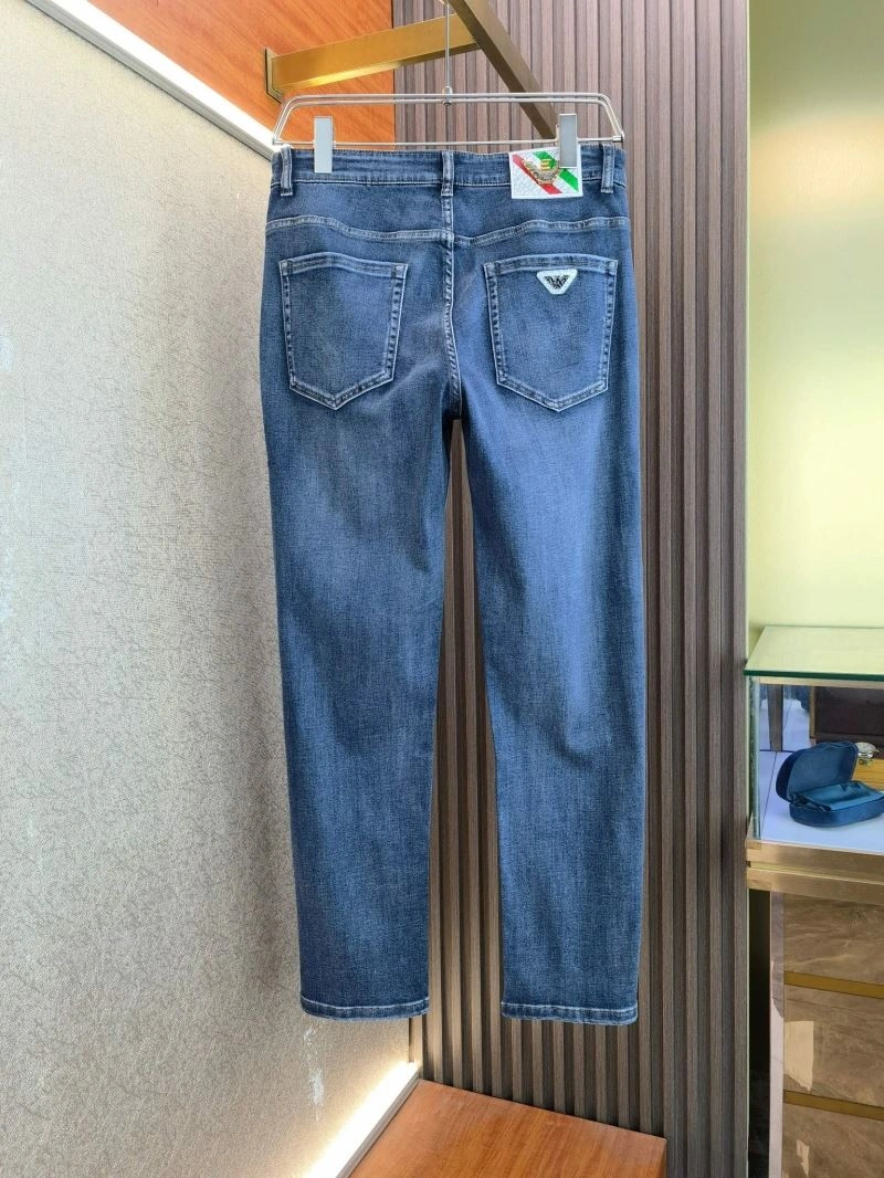 Sporty Armani Jeans 96021