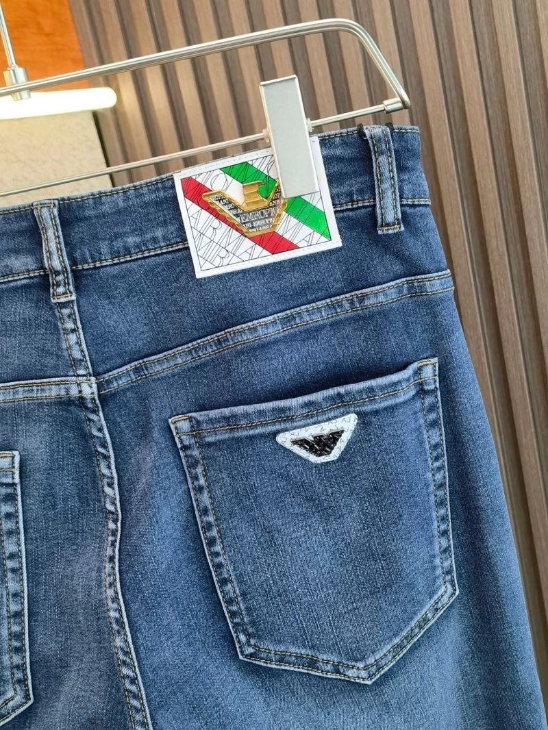 Sporty Armani Jeans 96021