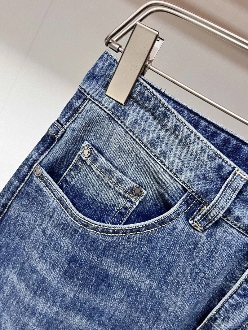 Armani Jeans GoAnywhere 95909