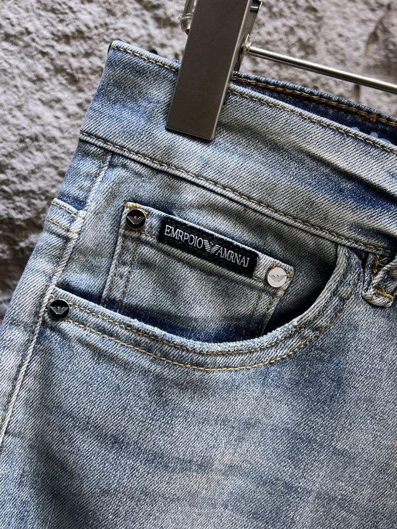 Elegant Armani Jeans 95944