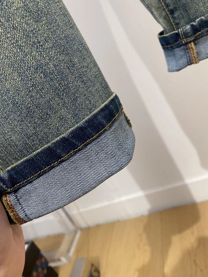 Armani Jeans Attractive 95895