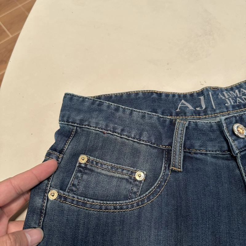 ModernLook Armani Jeans 95908