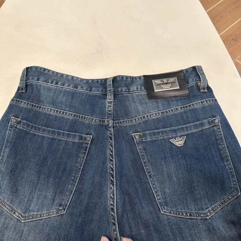 ModernLook Armani Jeans 95908