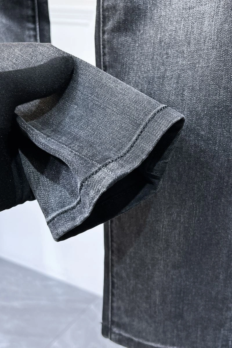 EyeCatching Armani Jeans 95881