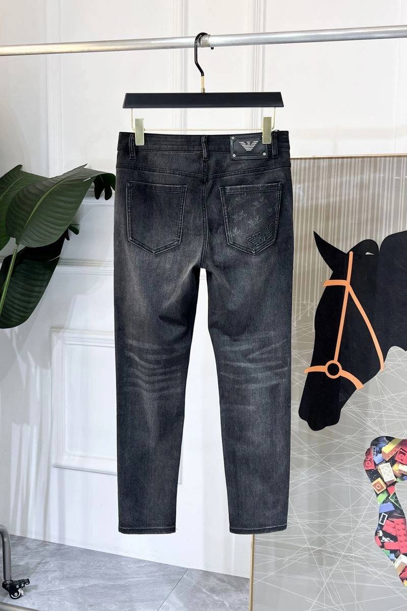 EyeCatching Armani Jeans 95881