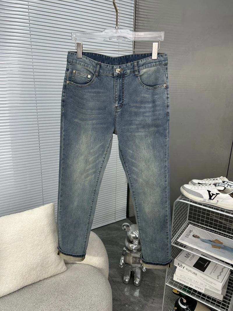 Armani Jeans Sporty 95848