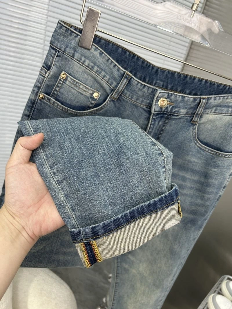 Armani Jeans Sporty 95848