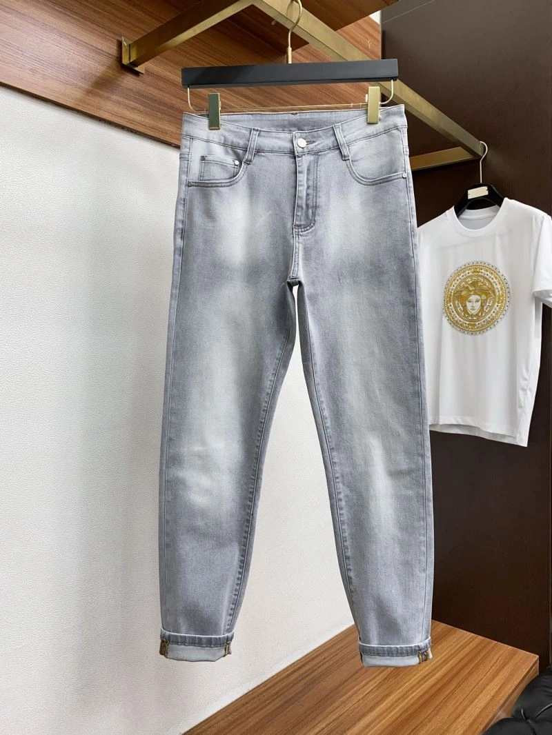 Armani Jeans Versatile 95847