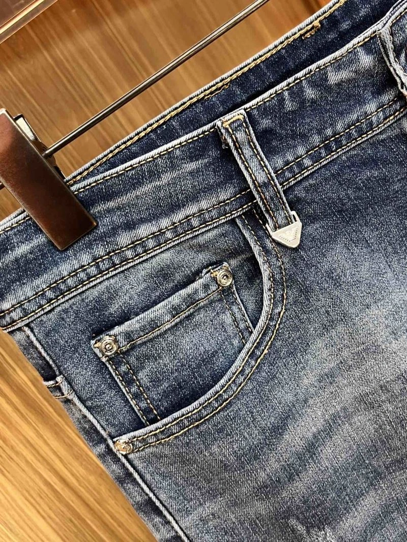 Armani Jeans ModernLook 95835
