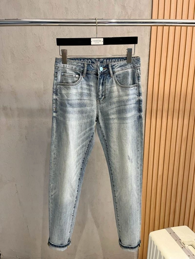Resilient Armani Jeans 95781