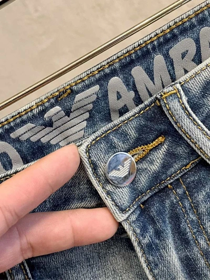 Resilient Armani Jeans 95781