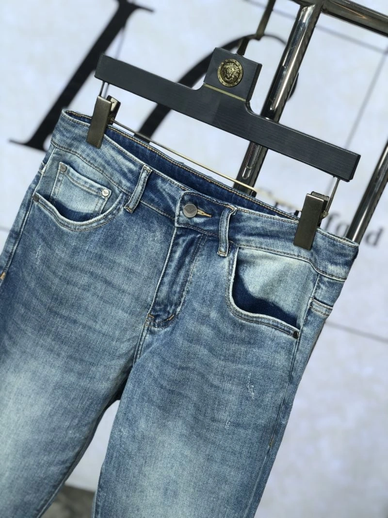 Armani Jeans FashionForward 95795
