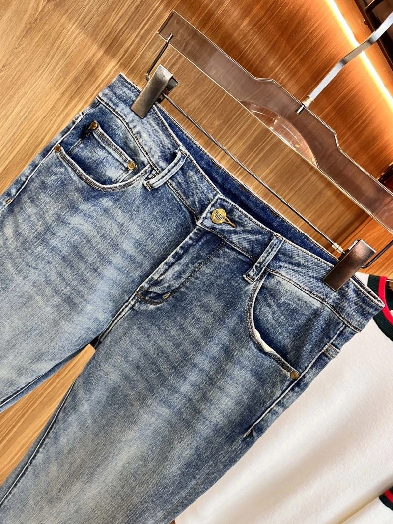 Armani Jeans Vibrant 95748
