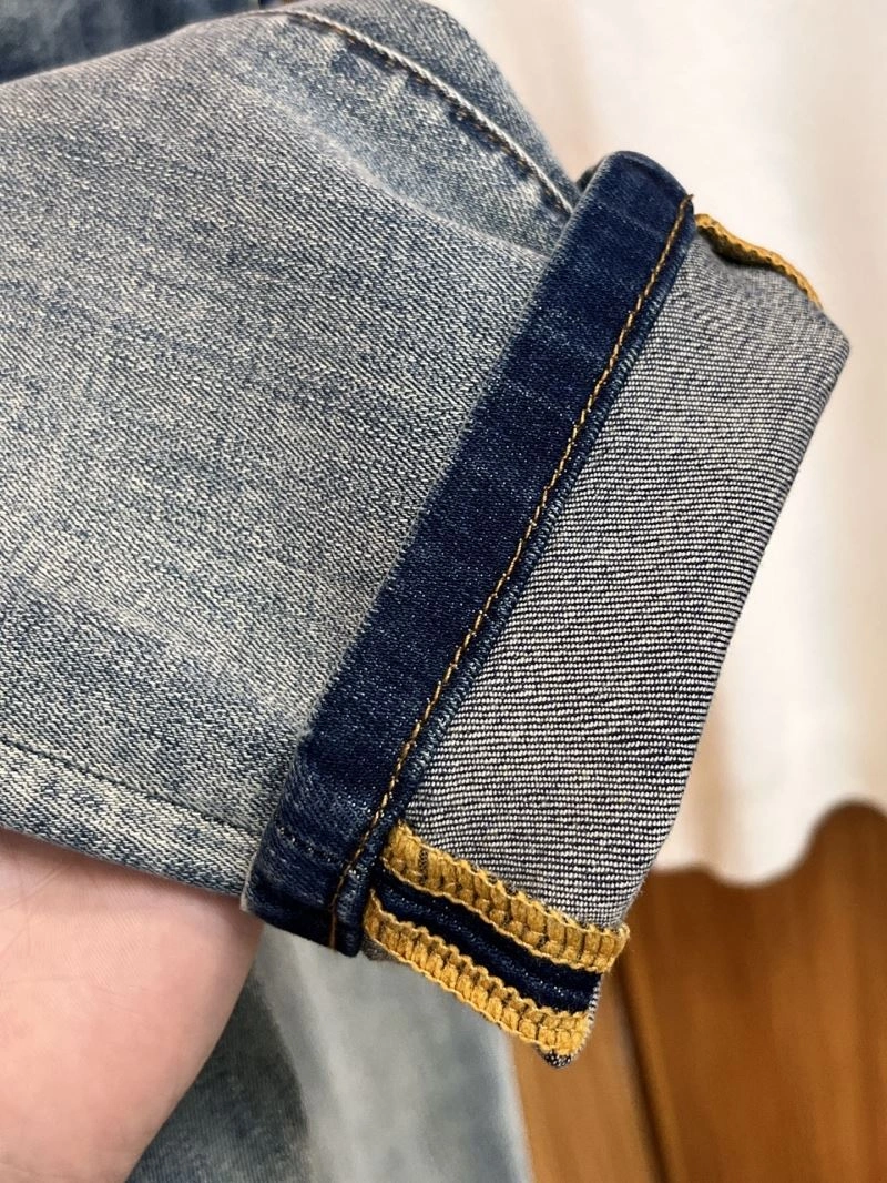 Armani Jeans Vibrant 95748