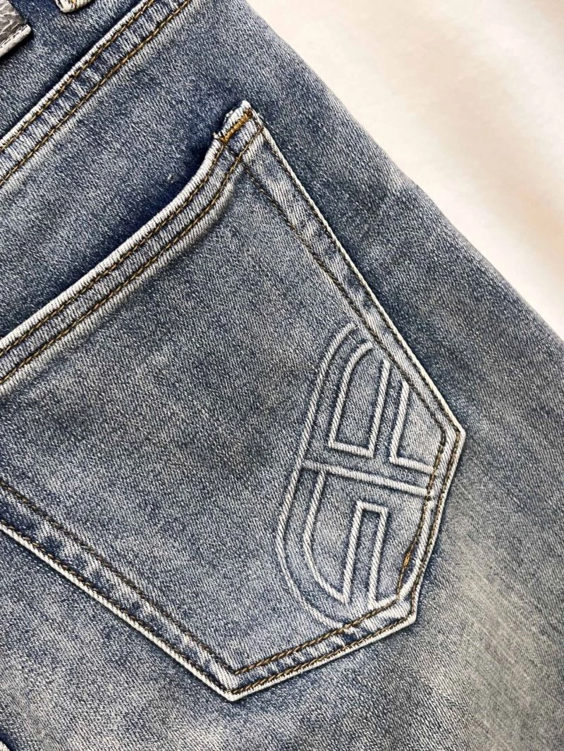 Bold Armani Jeans 95747