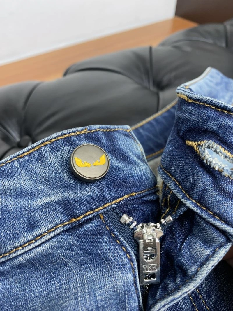Supportive Armani Jeans 95746