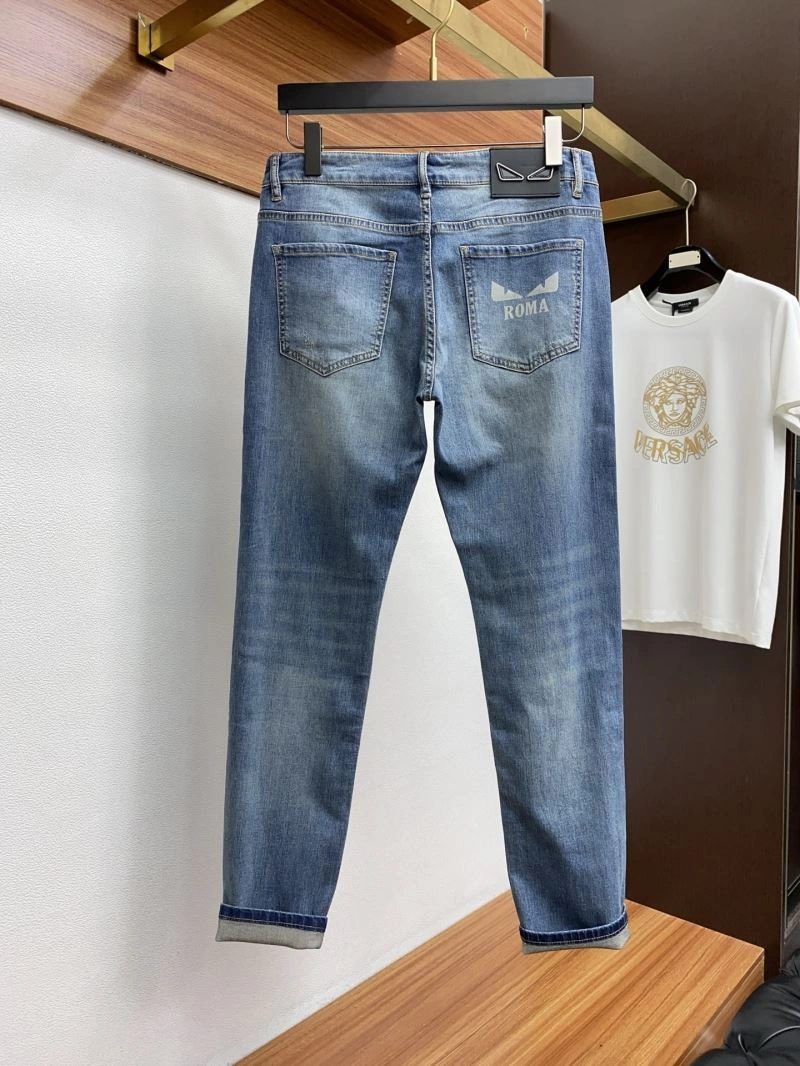 Supportive Armani Jeans 95746