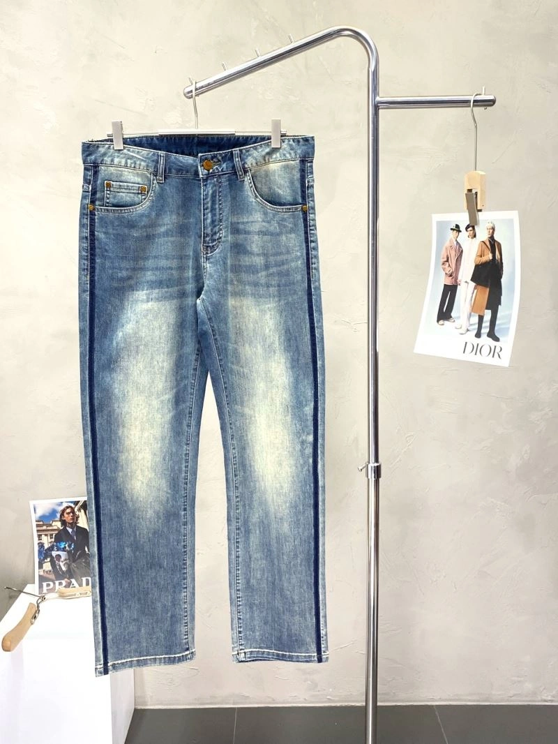Sporty Armani Jeans 95767