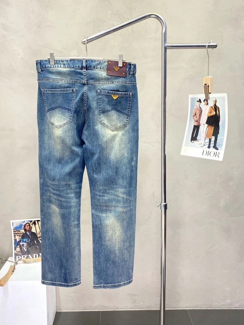 Sporty Armani Jeans 95767