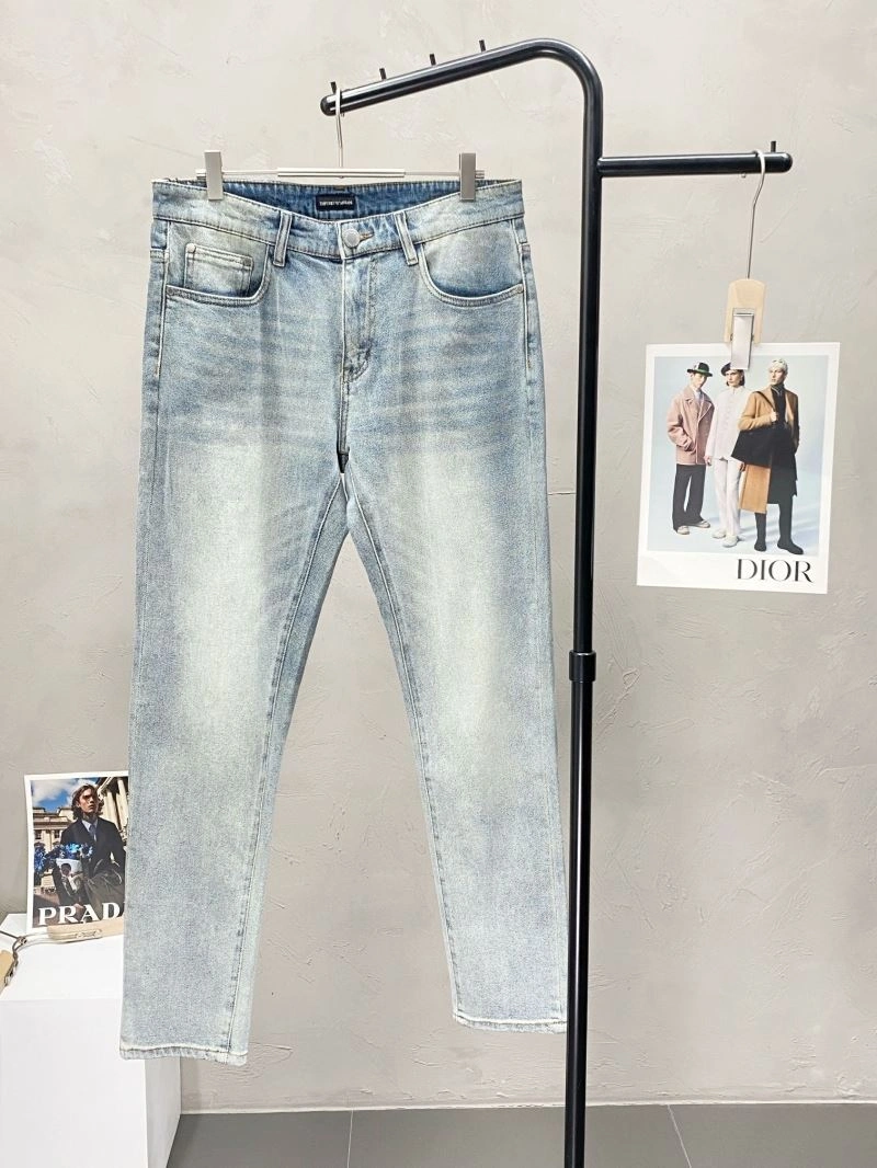 Sleek Armani Jeans 95651