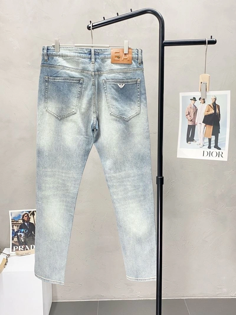 Sleek Armani Jeans 95651