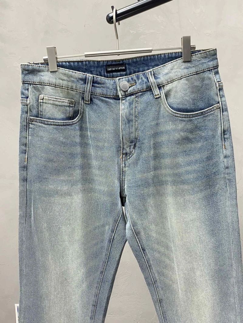 Sleek Armani Jeans 95651