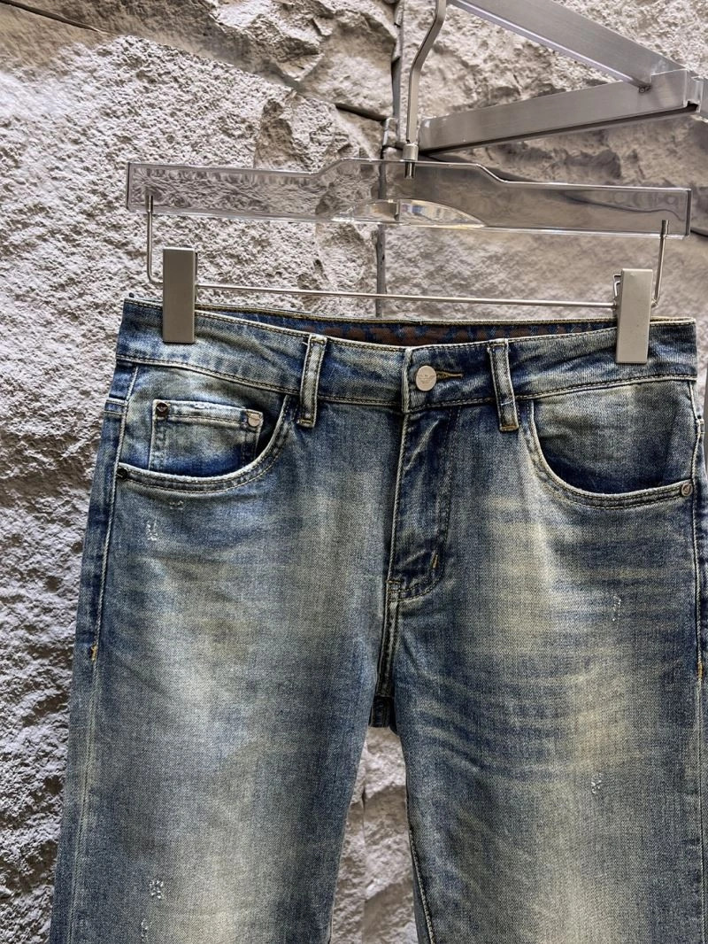 Vibrant Armani Jeans 95546