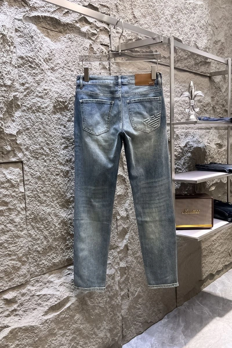 EyeCatching Armani Jeans 95561