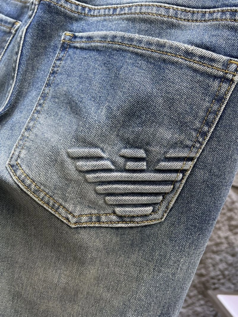 EyeCatching Armani Jeans 95561