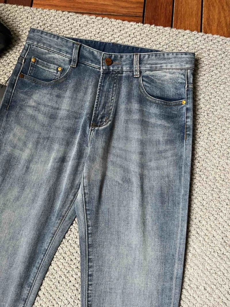 Snug Armani Jeans 95577