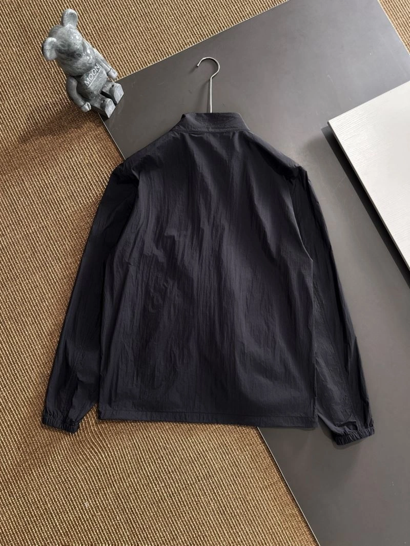 Armani Outwear Unisex 96145