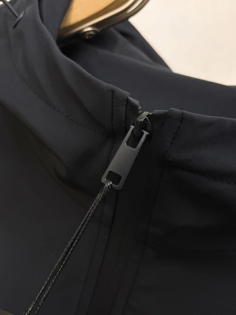 Armani Outwear Popular 96143