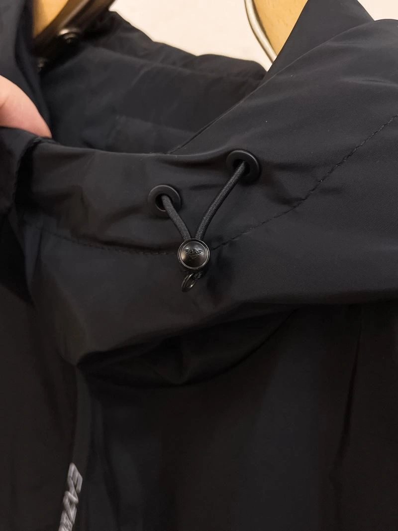 Armani Outwear Refined 96136