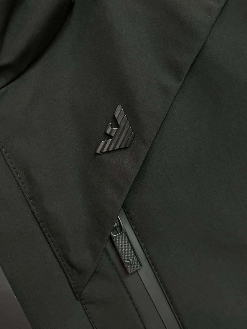Snug Armani Outwear 96126