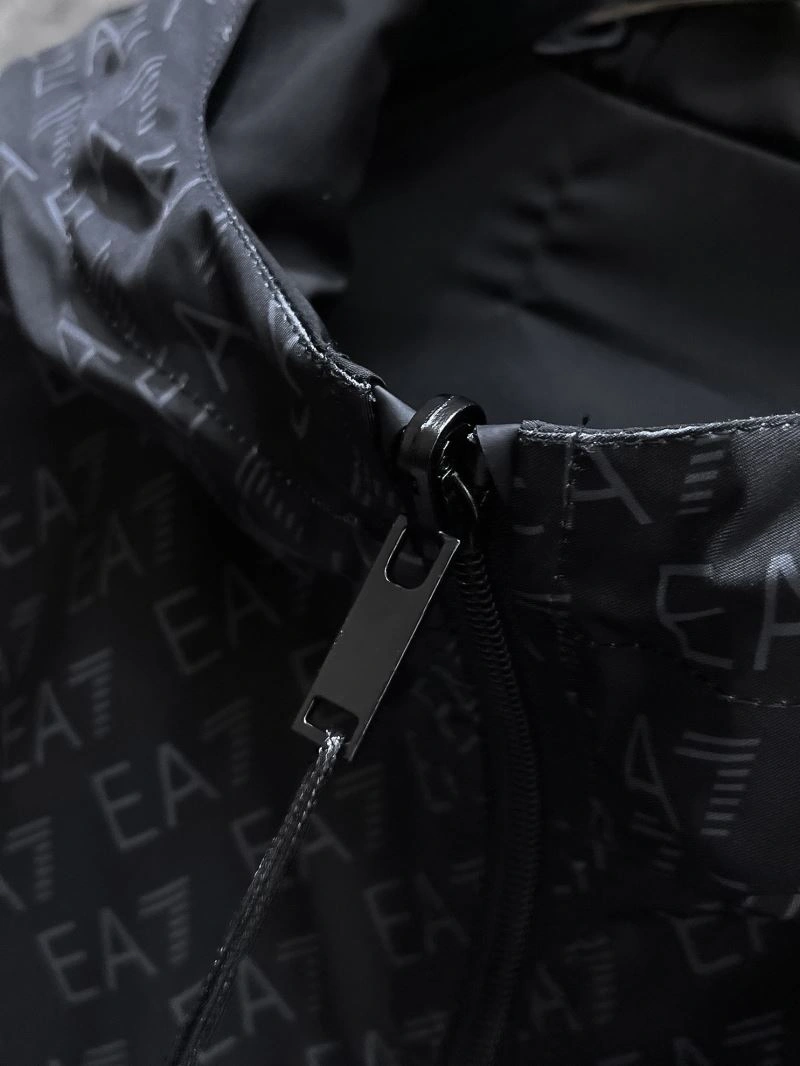 ZipUp Armani Outwear 96117
