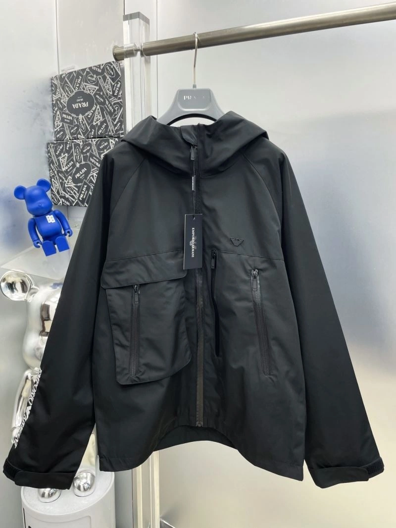 Sustainable Armani Outwear 96111