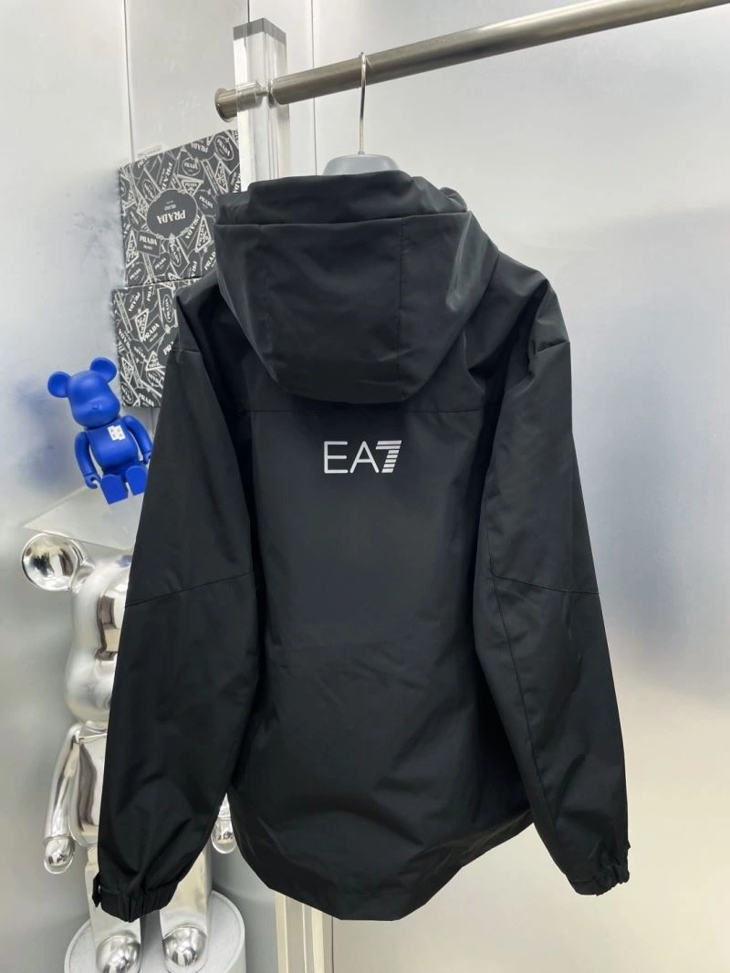 Fashionable Armani Outwear 96112