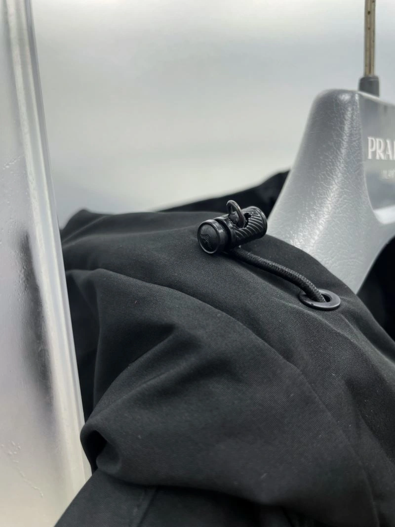 Fashionable Armani Outwear 96112