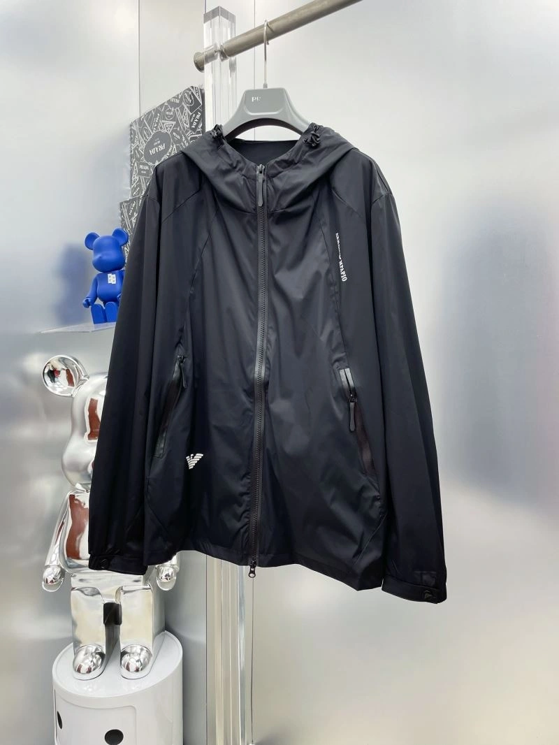 Packable Armani Outwear 96109
