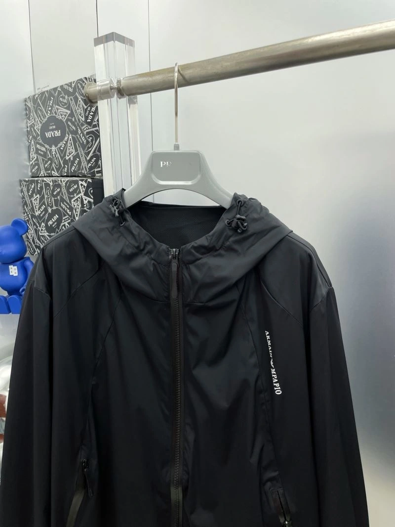 Packable Armani Outwear 96109