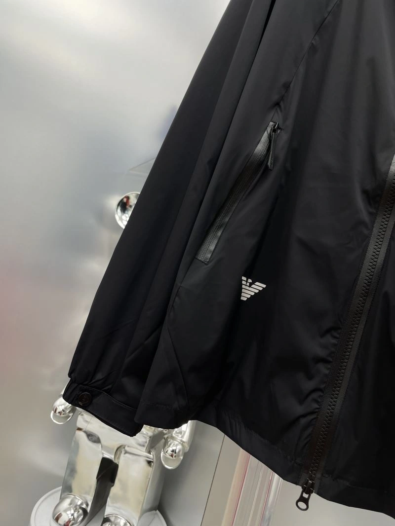 Packable Armani Outwear 96109