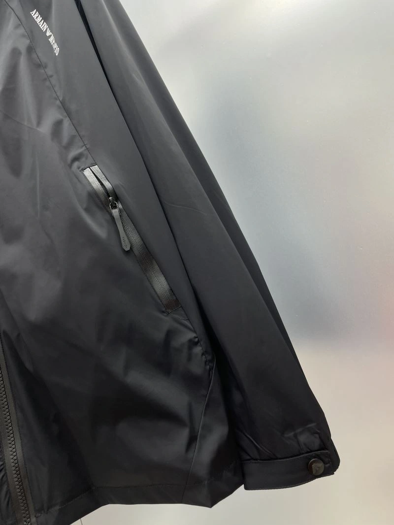 Packable Armani Outwear 96109
