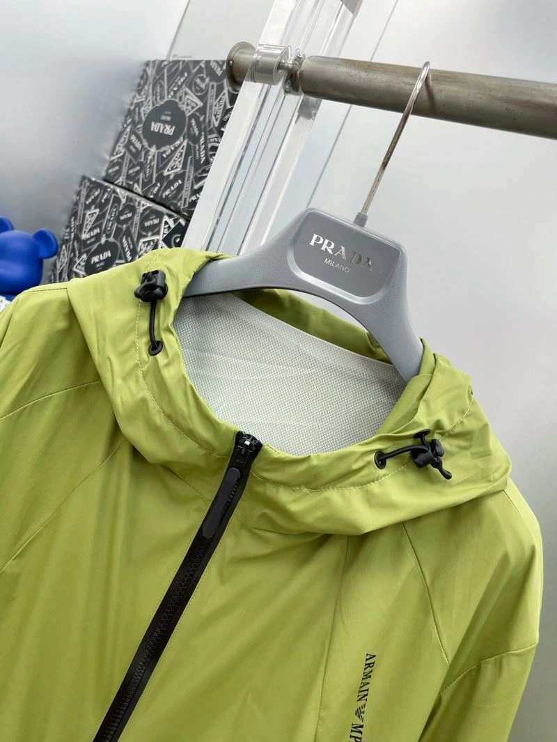 Packable Armani Outwear 96140